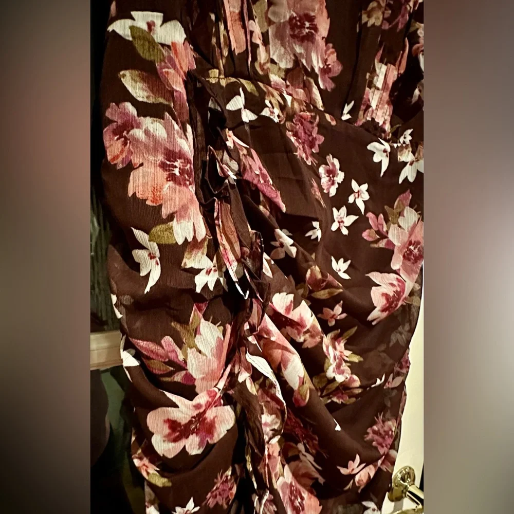 Express Ruched Ruffle Mini Dress - Picture 10 of 11